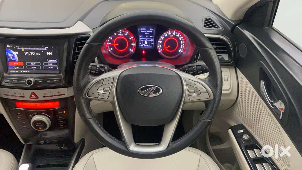 Mahindra Xuv300 1.2 W8 (o) Amt Petrol, 2021, Petrol