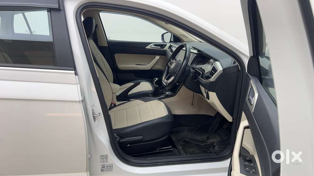 Volkswagen Virtus Highline Plus 1.0 Tsi At, 2024, Petrol