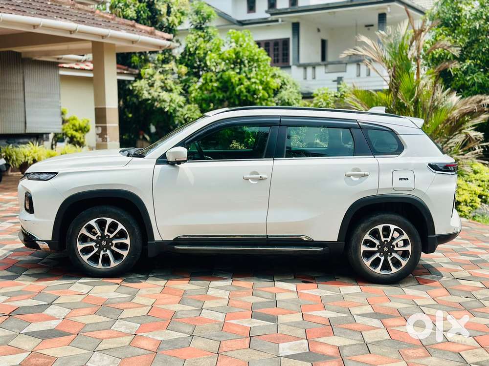 Maruti Suzuki Grand Vitara 1.5 Alpha Smart Hybrid, 2023, Petrol