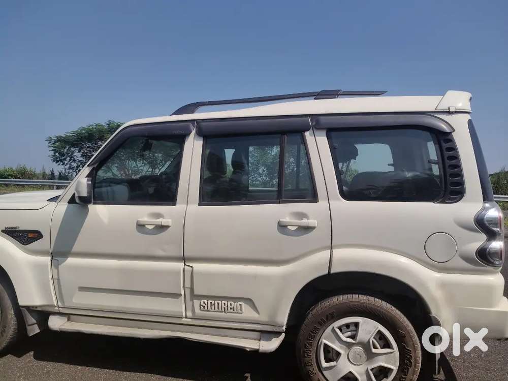 Mahindra Scorpio Diesel Manual 2017 Variant