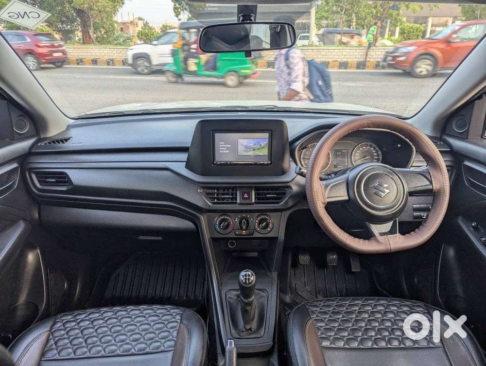 Maruti Suzuki Brezza 1.5 Lxi Cng, 2023, Cng & Hybrids