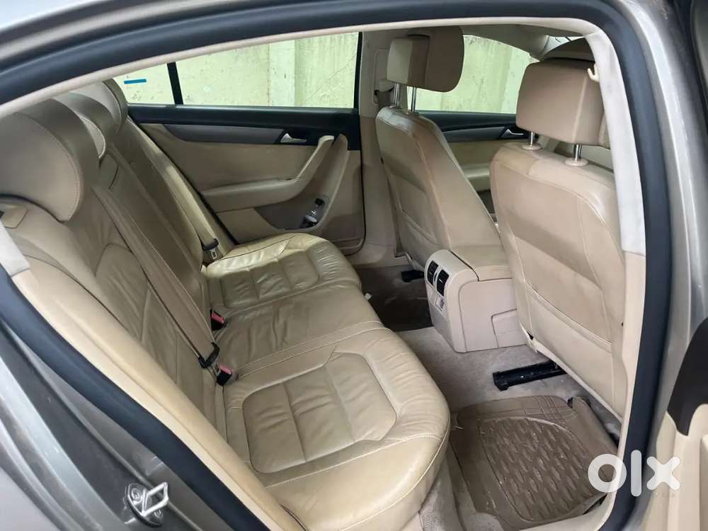 Volkswagen Passat 2013 Diesel 98000 Km Driven