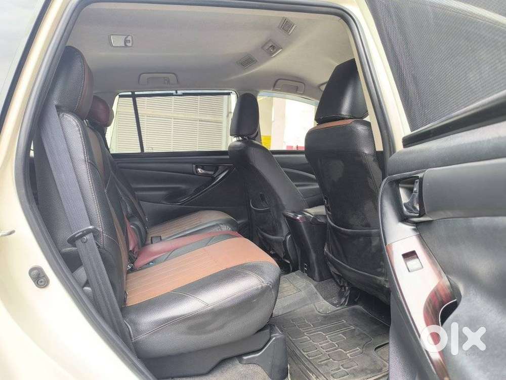 Toyota Innova Crysta 2.8 Gx At, 2016, Diesel