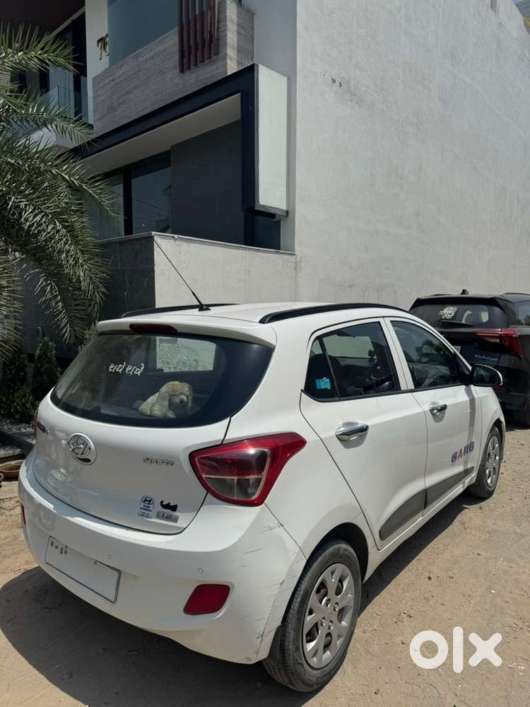 Hyundai Grand I10 2016 Petrol Sportz