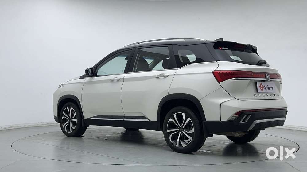 Mg Hector Plus Savvy Pro 1.5 Turbo Petrol Cvt 6 Str Dual Tone, 2023,..