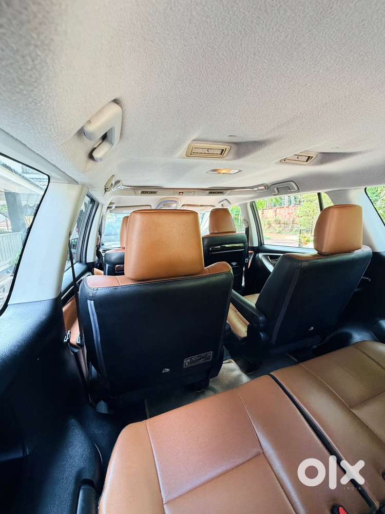 Toyota Innova Crysta 2016