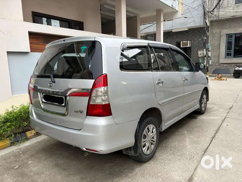 Toyota Innova 2012 Diesel Well Maintained
