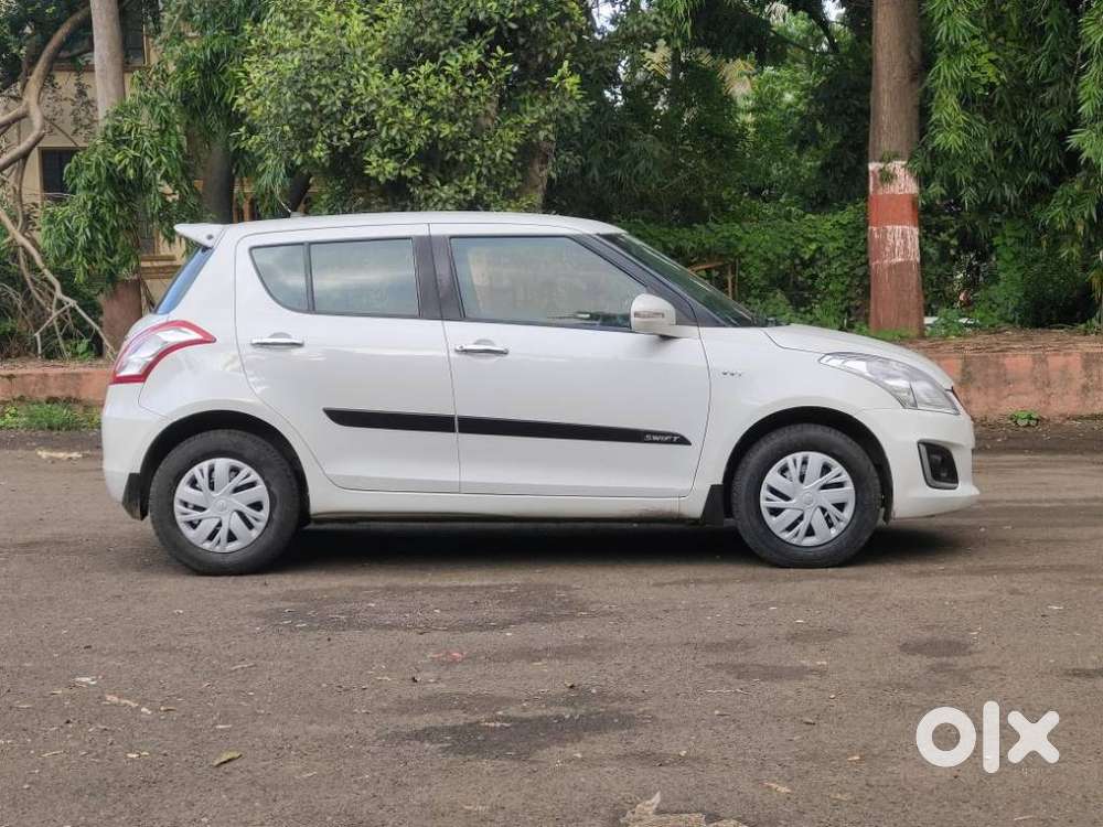 Maruti Suzuki Swift Vxi + Manual, 2015, Petrol