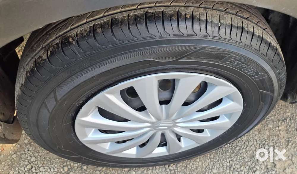 Maruti Suzuki Dzire 1.2 Vxi Amt, 2015, Petrol