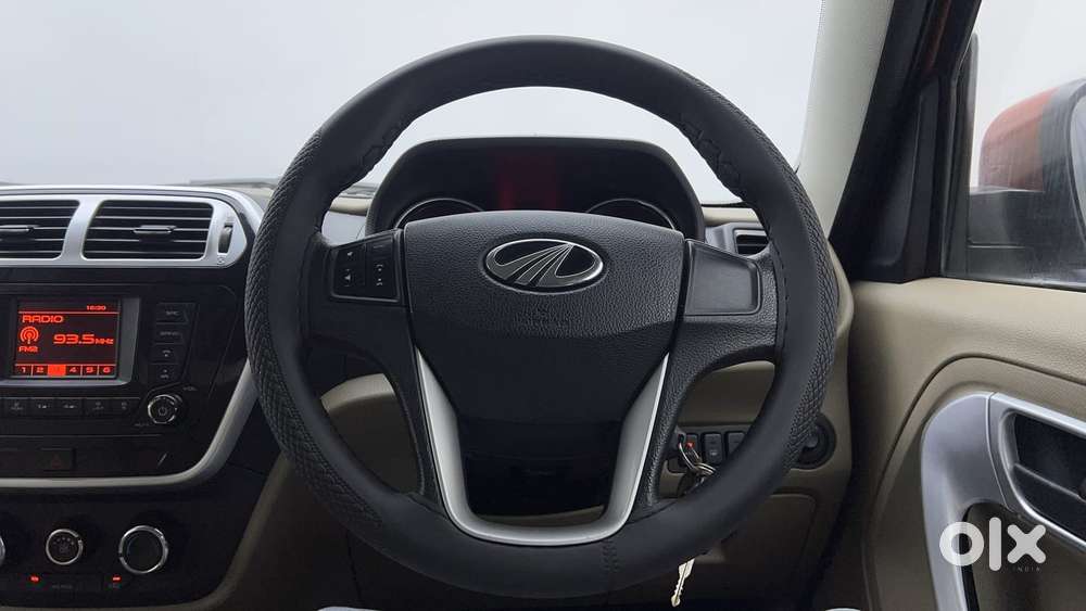 Mahindra Tuv 300 T8, 2017, Diesel