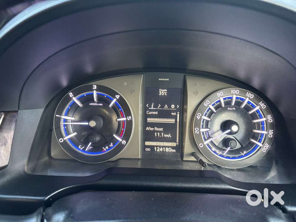 Toyota Innova Crysta Zx 2.4 Diesel 7 Seater, 2023, Diesel