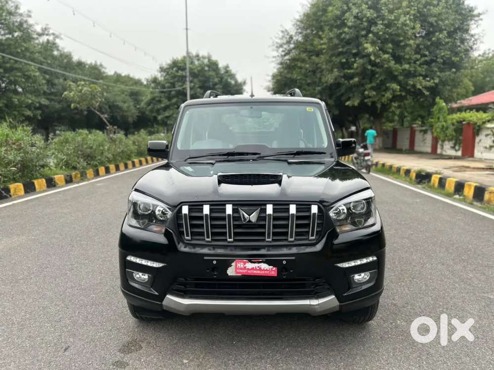 Mahindra Scorpio Classic, 2026, Diesel