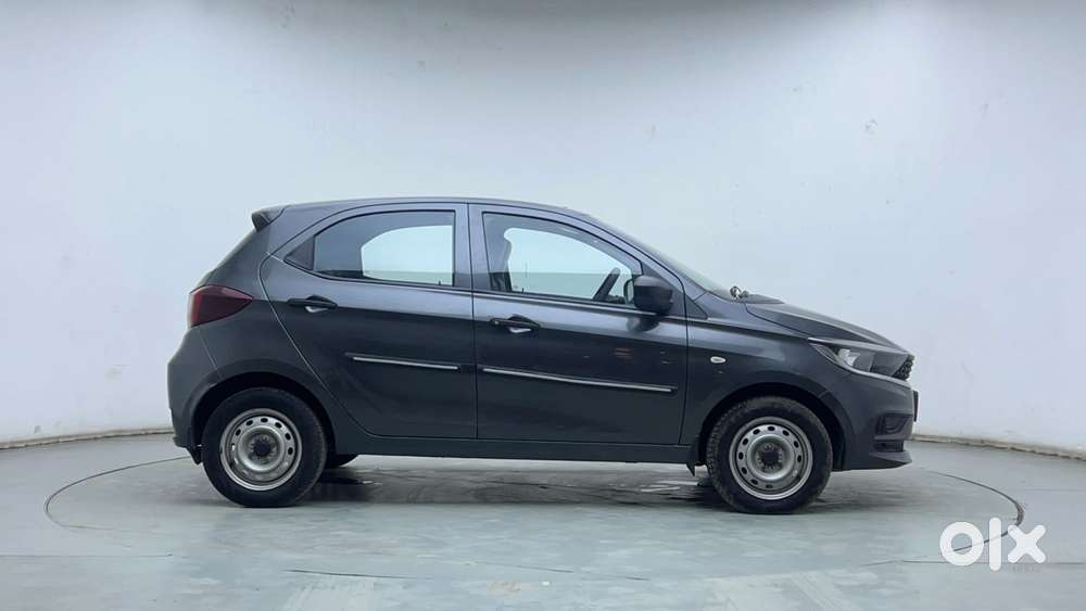 Tata Tiago Xe, 2020, Petrol