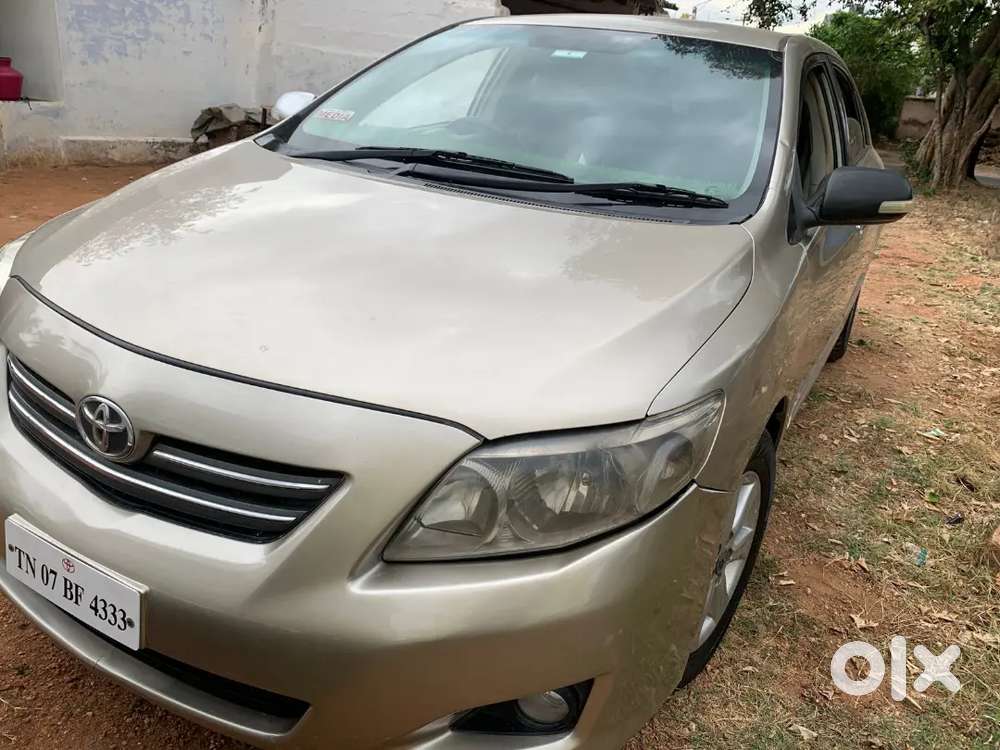 Toyota Corolla Altis 2010