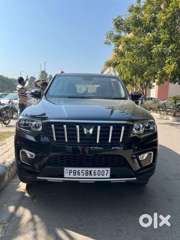 Mahindra Scorpio-n 2025 Showroom Condition.
