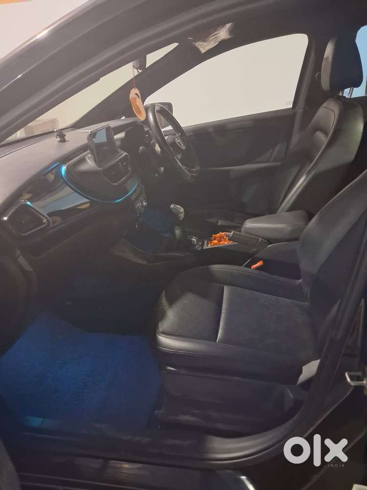 Tata Altroz 1.2 Xz Plus Dark Edition, 2022, Petrol