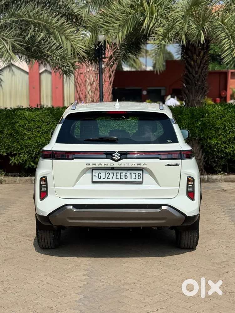 Maruti Suzuki Grand Vitara 1.5 Zeta Smart Hybrid At, 2024, Petrol