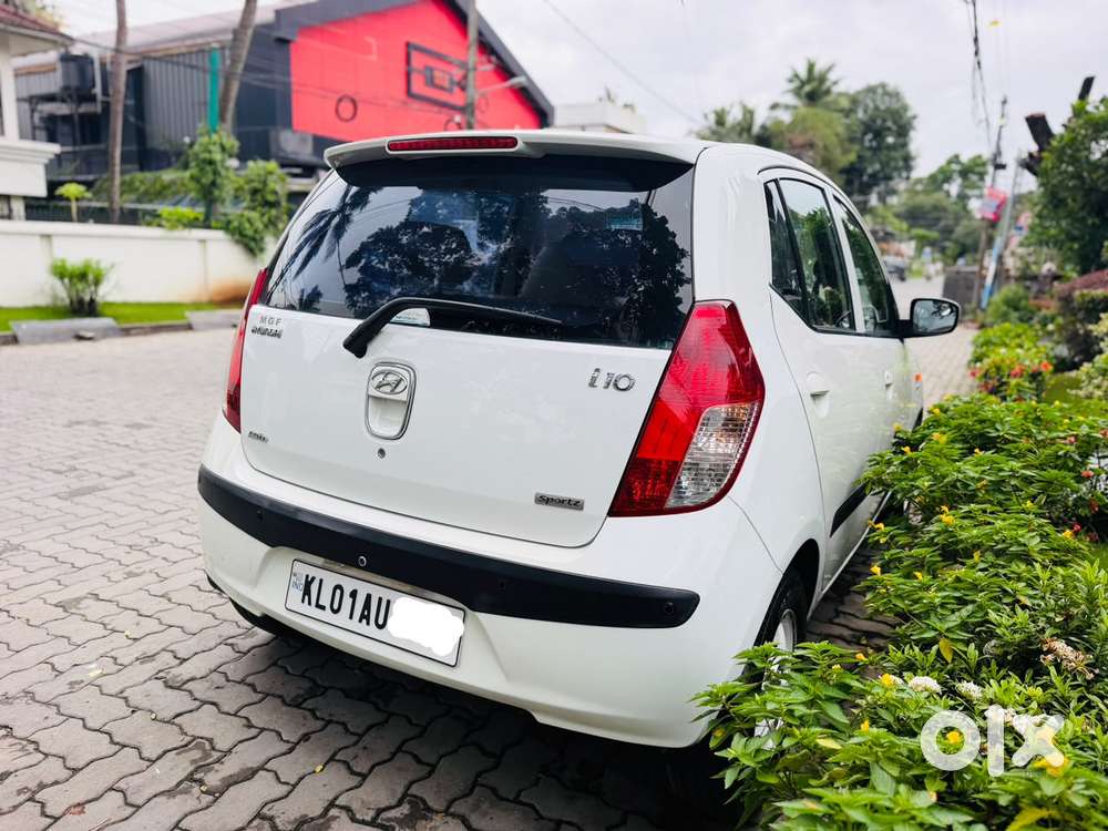 Hyundai I10 Sportz At, 2009, Petrol