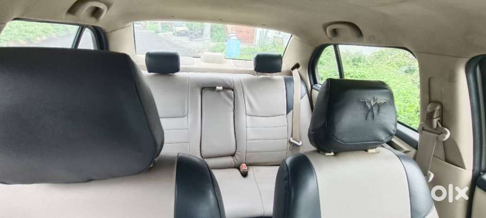 Maruti Suzuki Dzire 1.2 Zxi, 2015, Petrol