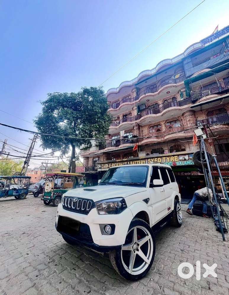 Mahindra Scorpio 2018 Diesel Well Maintained
