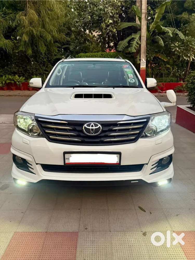 Toyota Fortuner 3.0 2015 Diesel Automatic