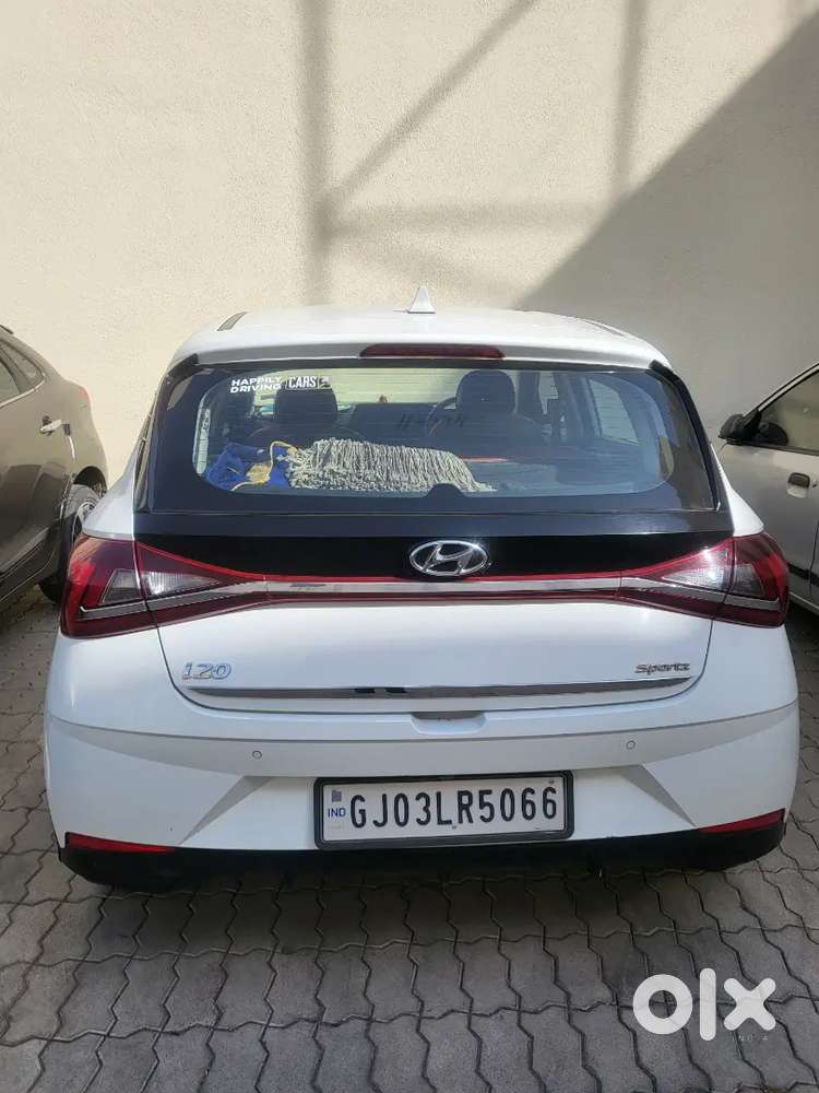 Huinday Model New I20 Mt Petrol. On Road Nov-2020.running 41400.