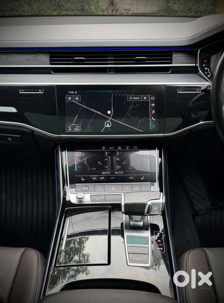 Audi A8 L Celebration Edition, 2023, Petrol