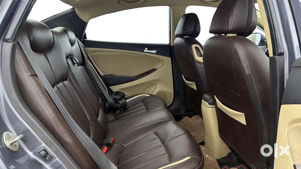 Hyundai Verna [ ] Fluidic 4s 1.6 Vtvt S, 2015, Petrol