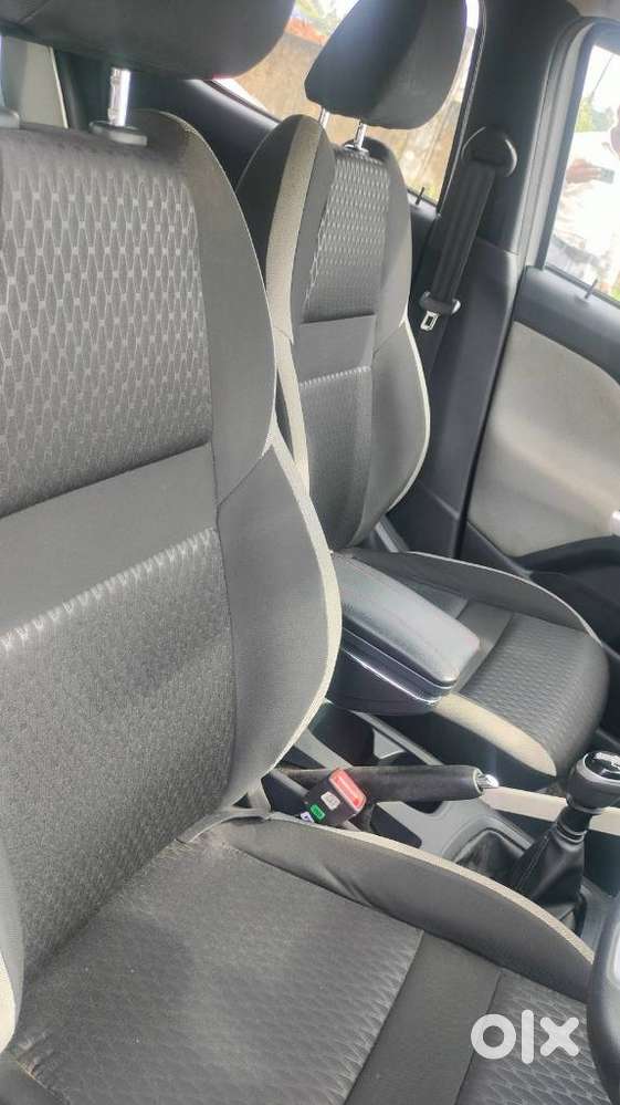 Nissan Magnite, 2023, Petrol