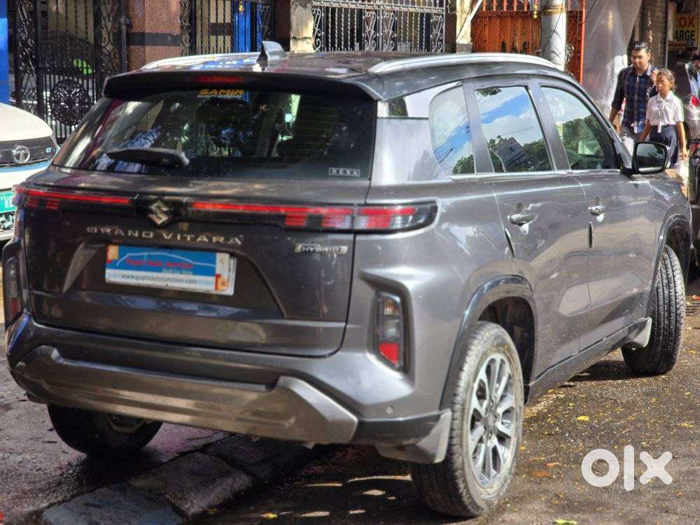 Maruti Suzuki Grand Vitara 1.5 Zeta Plus Dual Tone Intelligent Hybri..