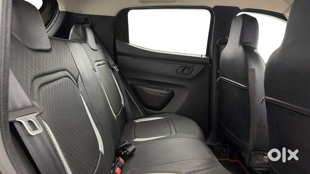 Renault Kwid 1.0 Rxt Amt, 2022, Petrol