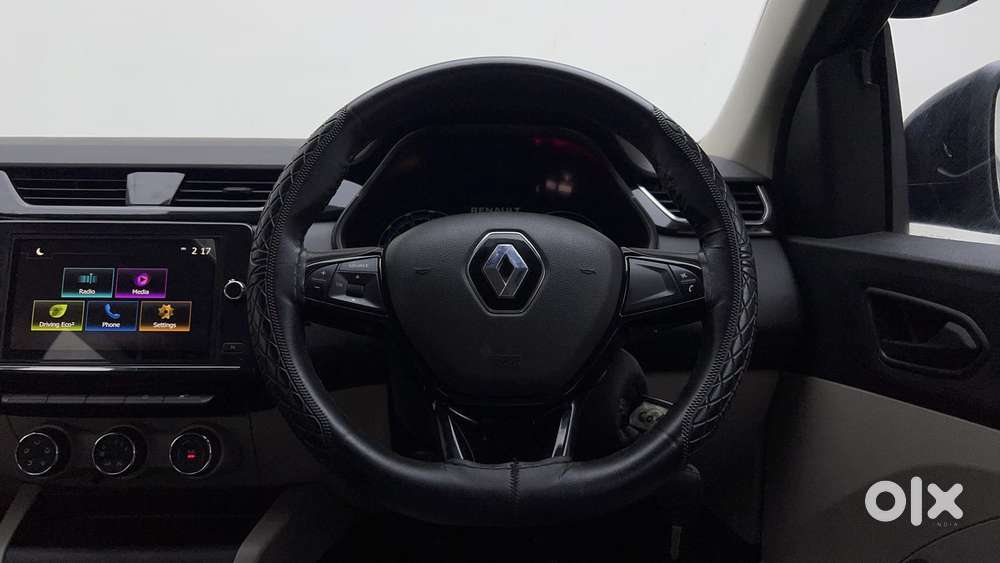 Renault Triber Rxt, 2023, Petrol