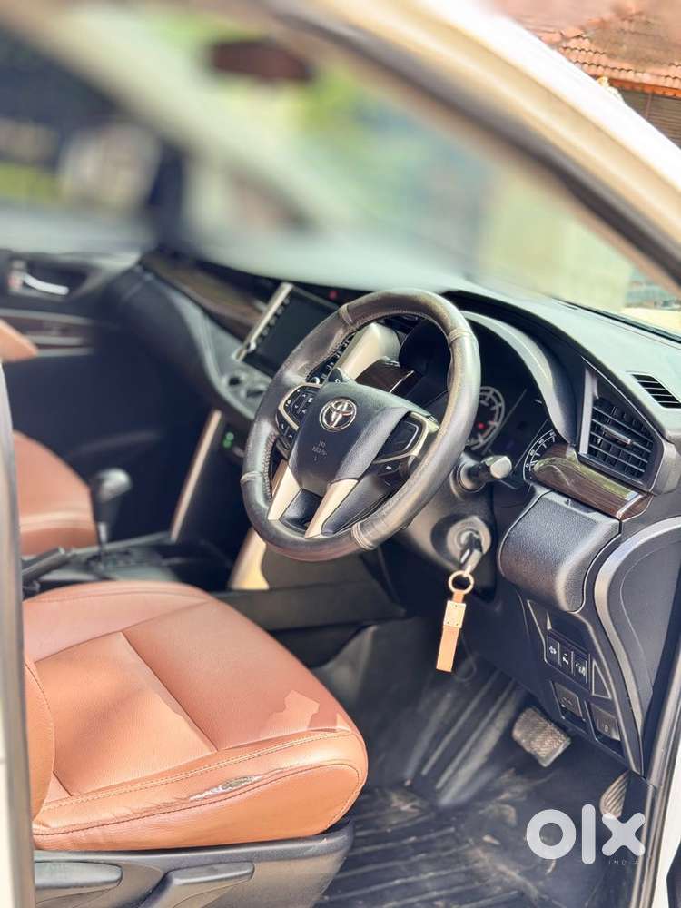 Toyota Innova Crysta 2.8 Gx At 8s, 2021, Diesel