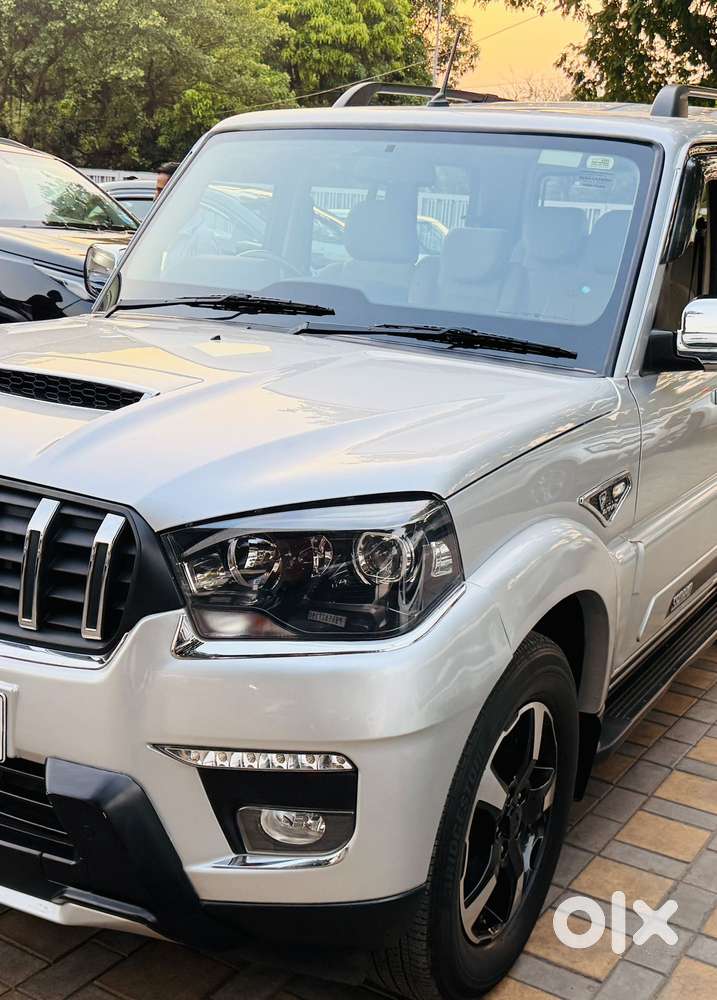 Mahindra Scorpio Classic 2.2 S 11 Mt 7 Cc, 2023, Diesel