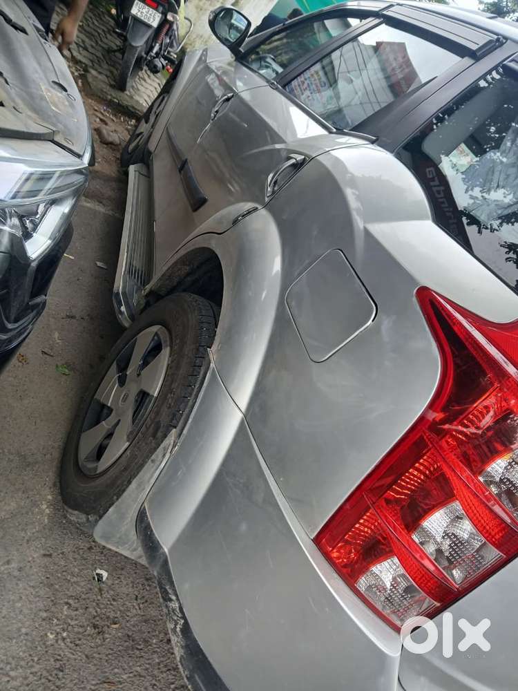 Mahindra Xuv500 W6 2018
