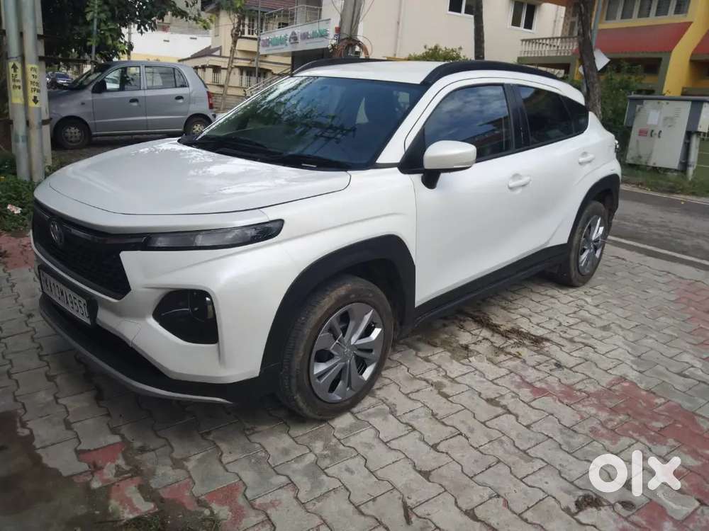 Toyota Urban Cruiser 2025 Petrol Look's Like A New Car