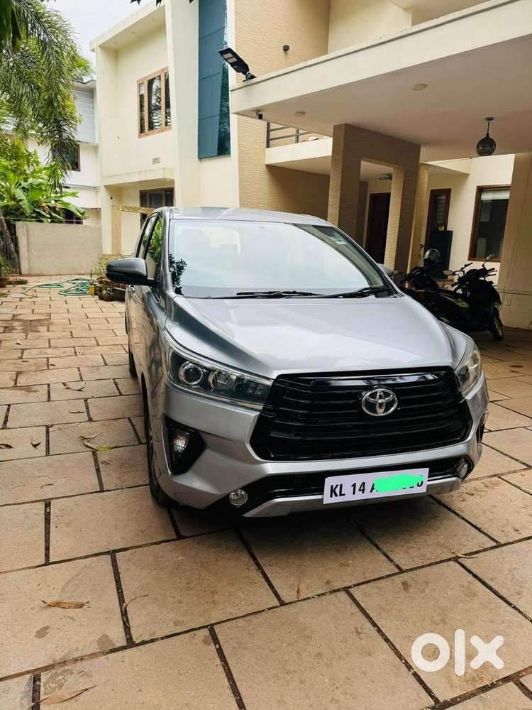 Toyota Innova Crysta 2022 Diesel Well Maintained