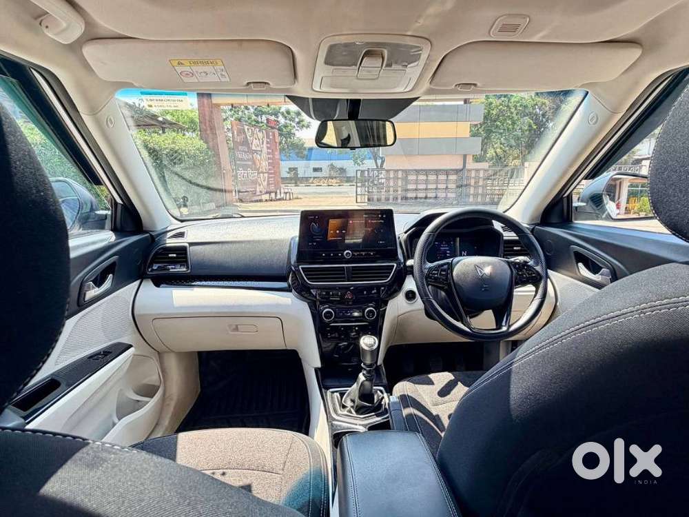 Mahindra Xuv 3xo Ax5 Ds Mt, 2024, Diesel