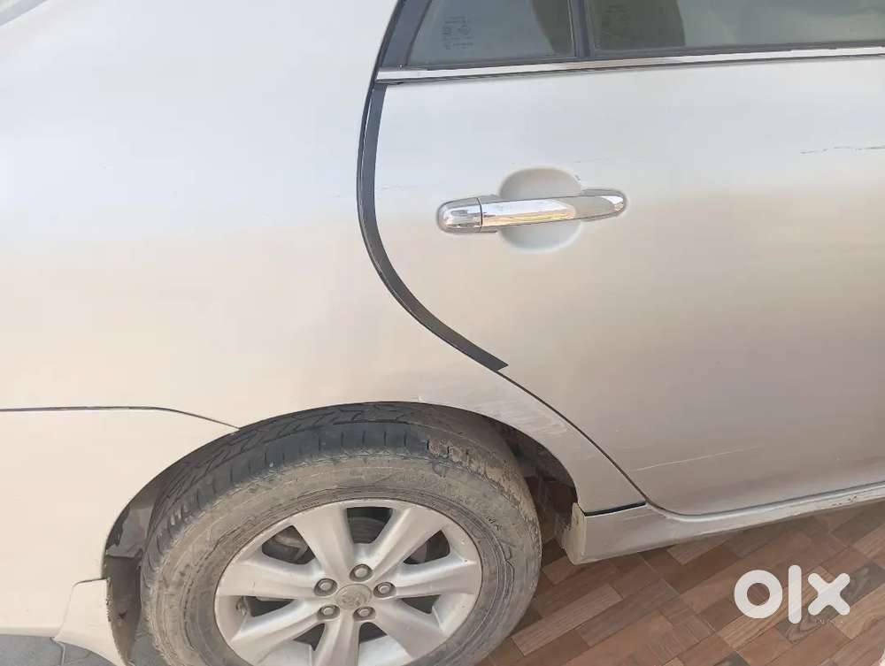 Toyota Corolla 2010 Diesel 150000 Km Driven