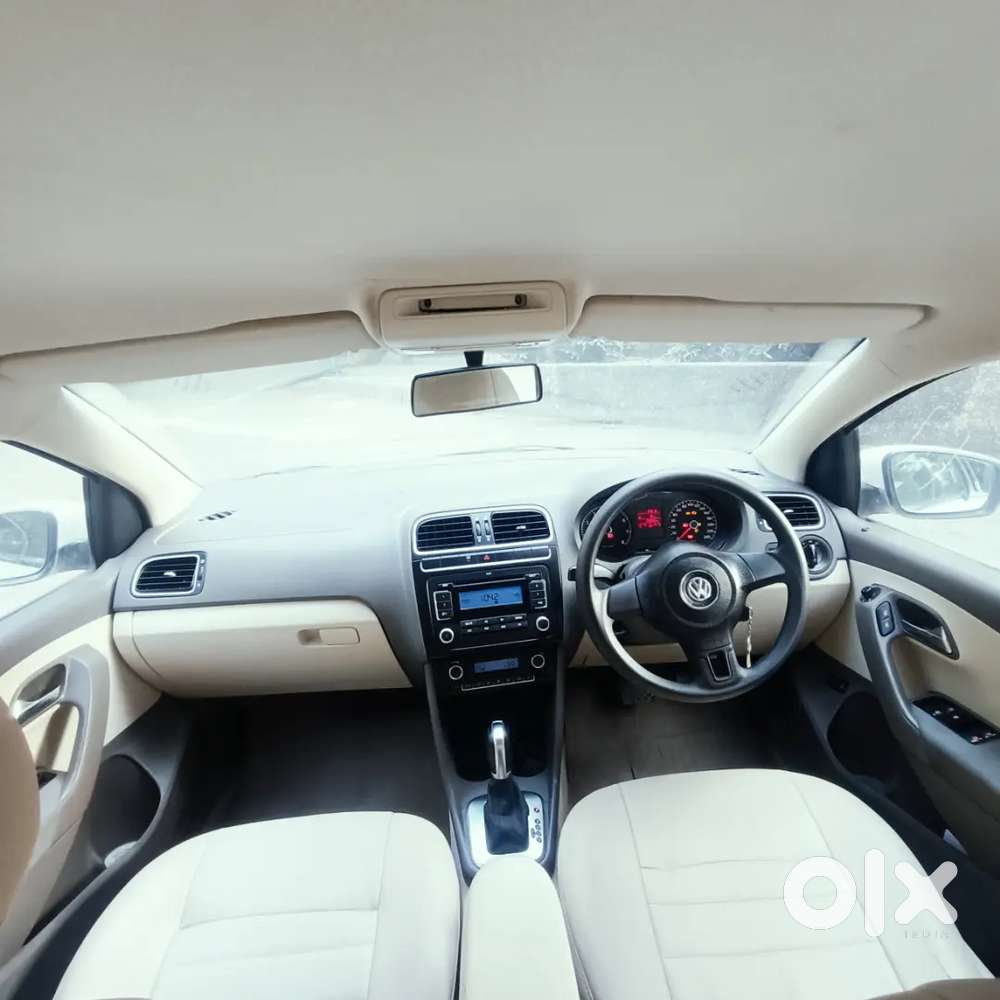 Volkswagen Vento Automatic Highline 2011 Nov.