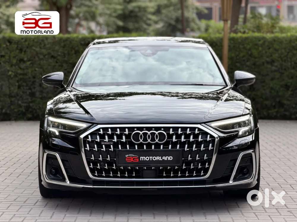 Audi A8 L, 2022, Petrol