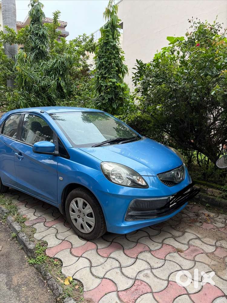 Honda Brio Petrol 2012