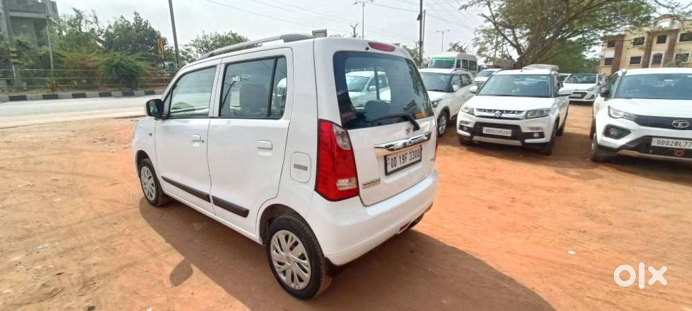 Maruti Suzuki Wagon R Vxi Optional, 2015, Petrol