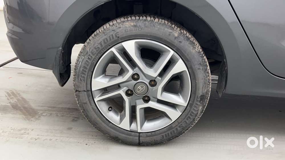 Tata Tigor Xza Plus, 2022, Petrol