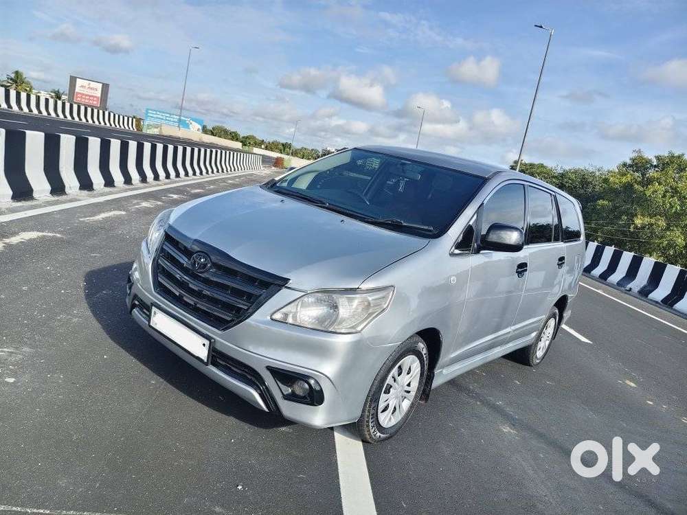 Toyota Innova 2.5 Gx 8 Str Bs-iii, 2015, Diesel