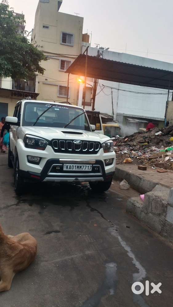 Mahindra Scorpio-n Diesel 2015 Show Room Maintenance