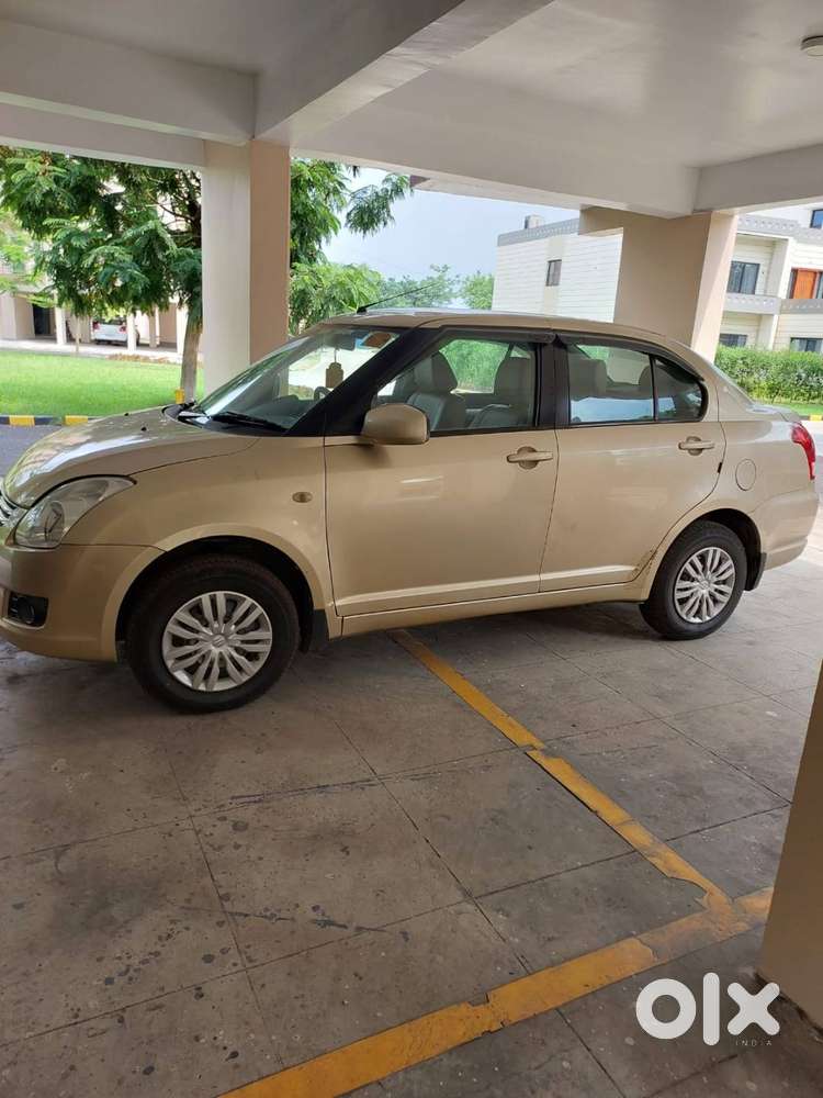 Excellent Condition Golden Colour Swift Dzire 2011 Vxi