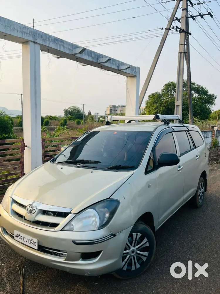 Toyota Innova Hycross 2006 Diesel Manual