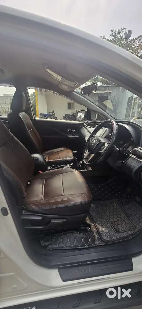 Toyota Innova Crysta