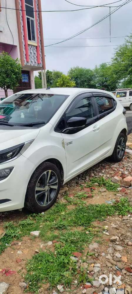 Tata Altroz Petrol Manual 2021 50000 Km Driven